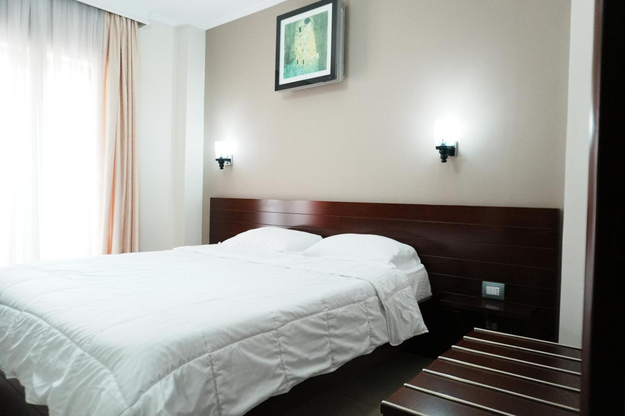 Hotel Mediterrane ساراندا المظهر الخارجي الصورة