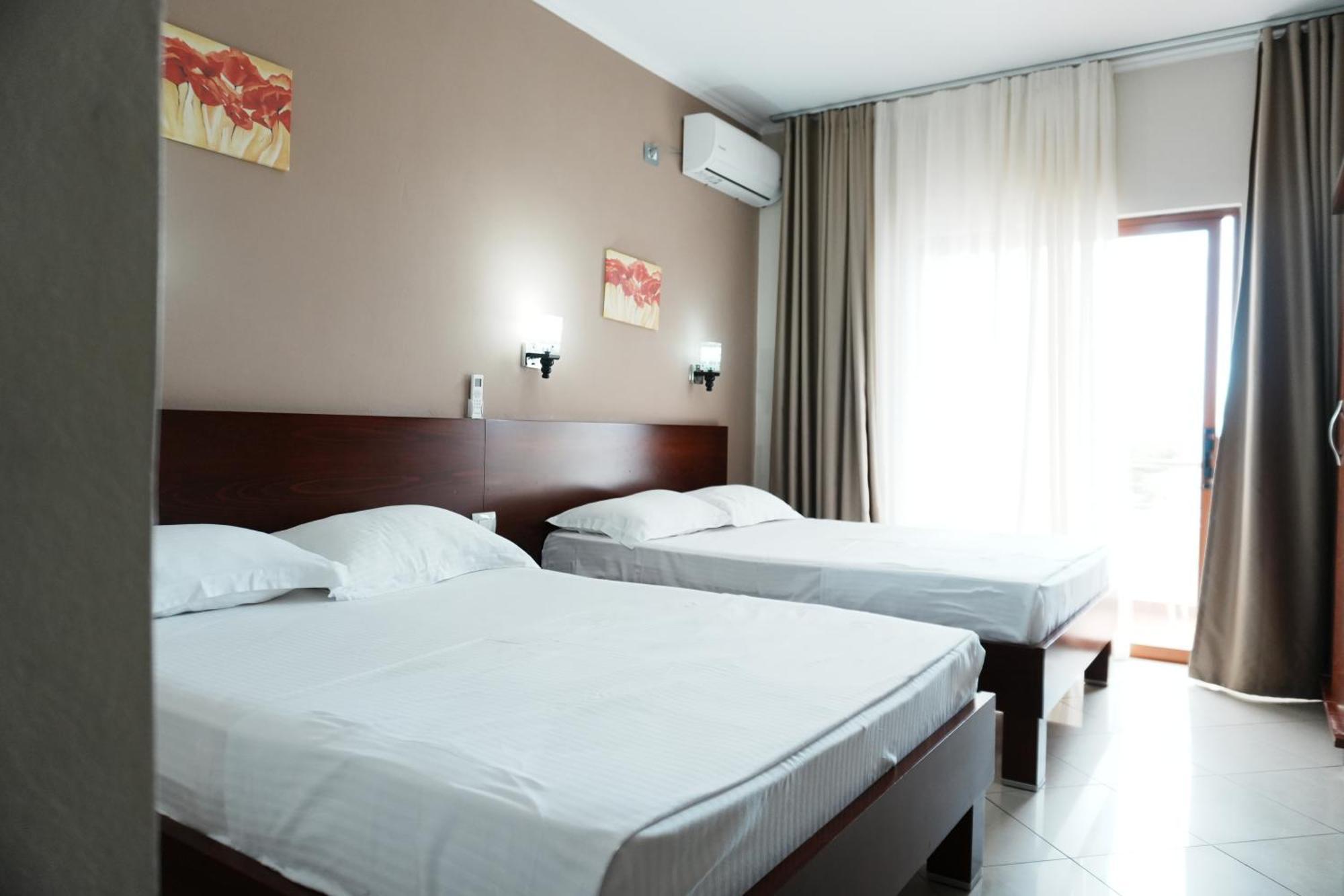 Hotel Mediterrane ساراندا المظهر الخارجي الصورة