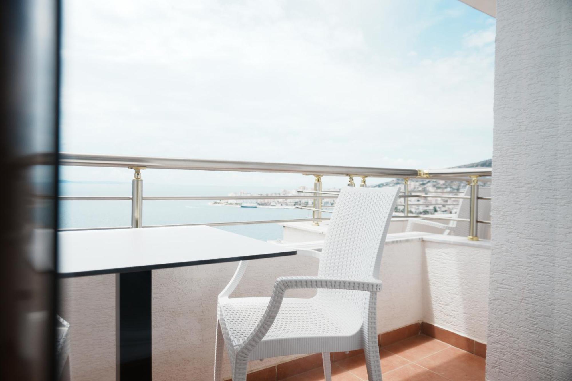 Hotel Mediterrane ساراندا المظهر الخارجي الصورة