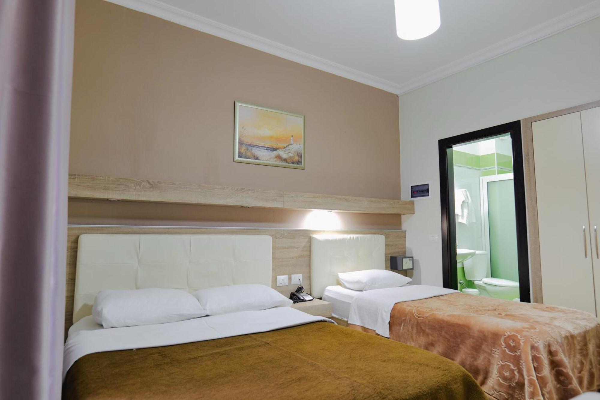Hotel Mediterrane ساراندا المظهر الخارجي الصورة